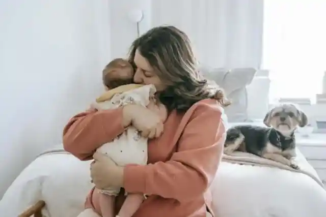 Husband Leaves Wife And 3-Month-Old Baby Due To Indicent With Dog Husband Leaves Wife And 3-Month-Old Baby Due To Indicent With Dog