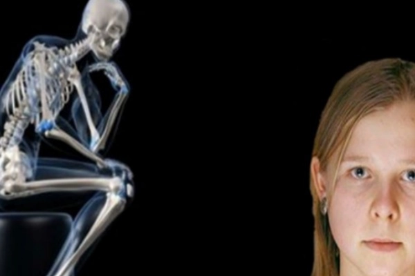 10 Bizarre Humans with Superpowers – The Girl with X-Ray Eyes Can See Through Skin!